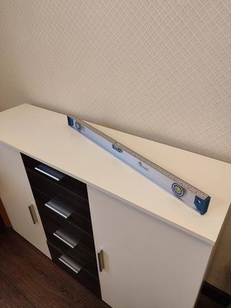Уровень строительный