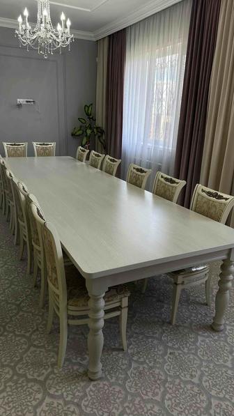 Продается стол со стульями