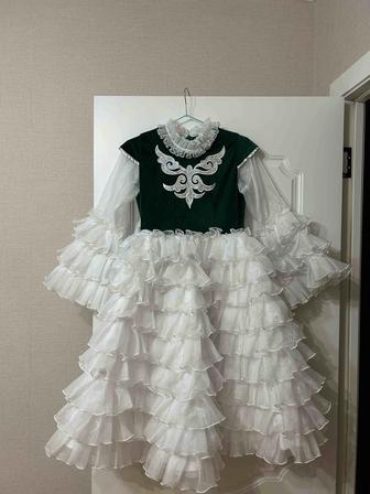 Продам казахское национальное платье на девочку