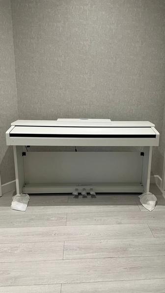 Продается цифровое пианино