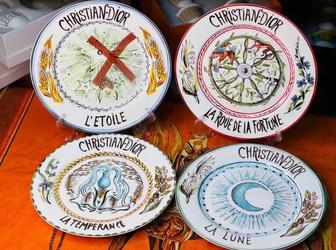 Набор посуды Dior