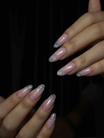 Набираю моделей на маникюр