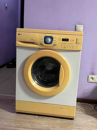 Продается стиральная машина LG.