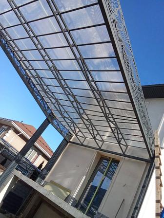 Изготовление и монтаж навесов любой сложности