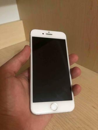 iPhone 8 64 гб