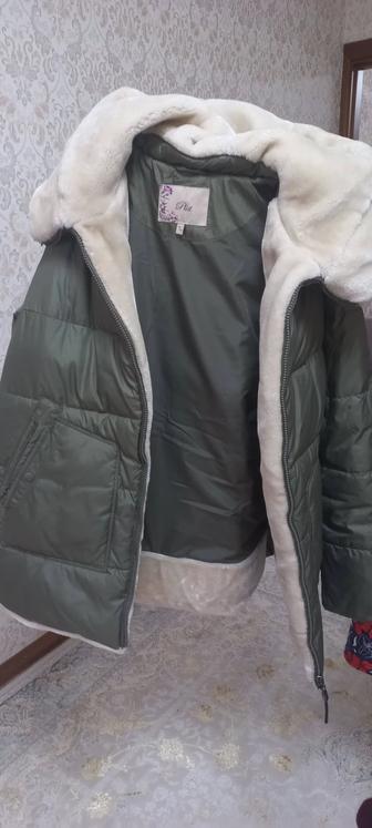 Продам осеннюю куртку б/у