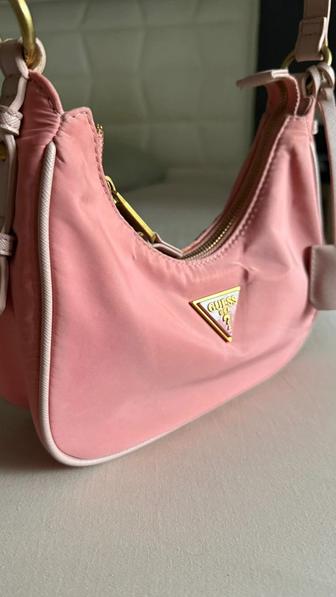 Сумка Guess