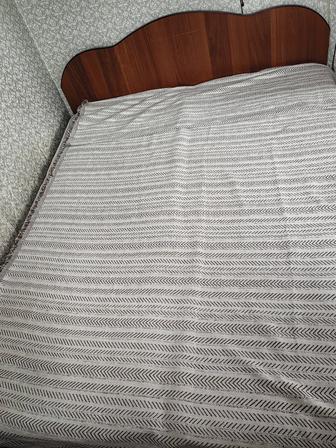 Кровать двухспальная!