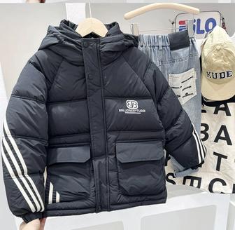 Новая куртка 140 см