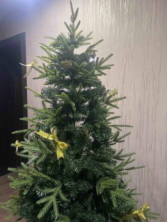 Новогодняя елка