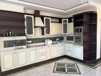 кухонный гарнитур,мебель