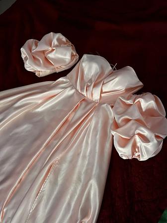 ПРОДАМ ВЕЧЕРНЕЕ ПЛАТЬЕ