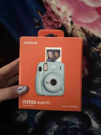 Фотоаппарат instax mini 11