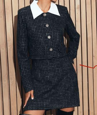 Продам твидовый костюм