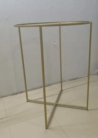 Продам стойку для одежды в бутик