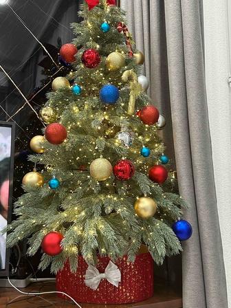 Продам елку новогоднюю