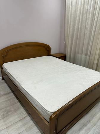 Срочно продаю двухсп гарнитур крова