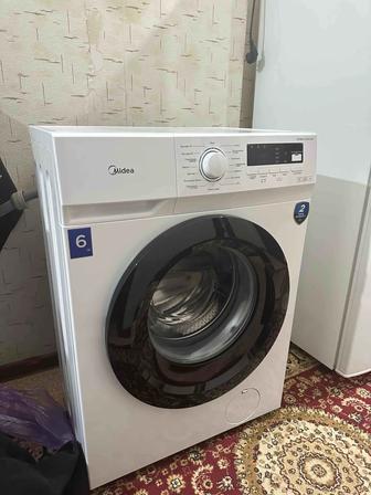Продается Стиральная машина Midea
MFN60-S1003 Slim белый