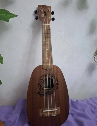 Продам укулеле Flight