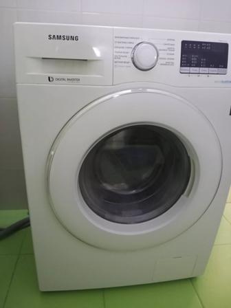 Продам стиральную машину Samsung