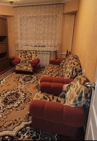 Продам диван и 2 кресла от германского гарнитура.