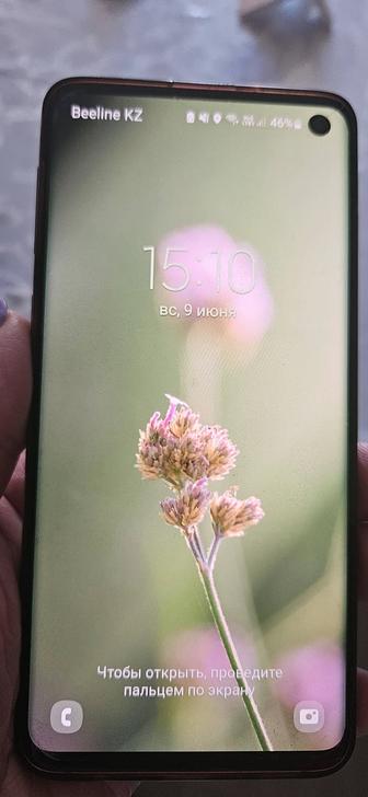 Продам Samsung Galaxy S10