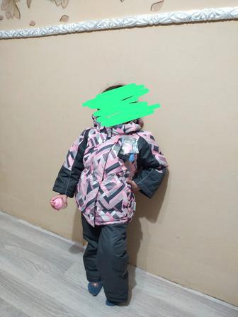 Продам зимнюю куртку с штанами