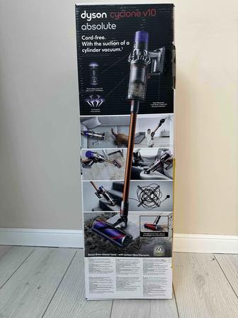 Продам пылесос Dyson v10