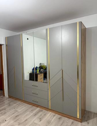 Продам готовую мебель , а также на заказ. В наличии есть спальные гарнитуры