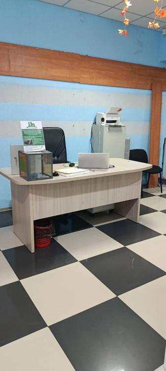 Продам стол руководителя