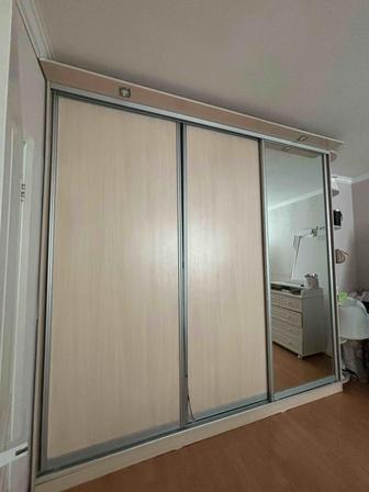 Продам срочно шкаф купе в связи с переездом!