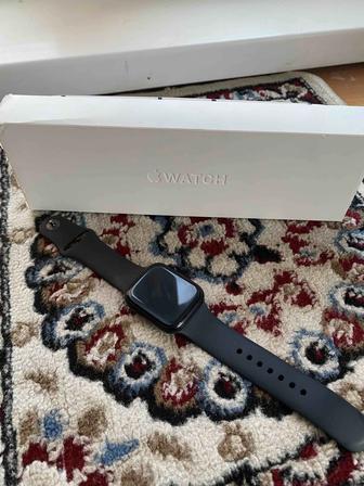 Продаю apple watch 9