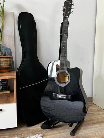 Акустическая гитара Squier