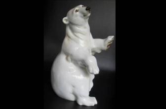 Куплю Статуэтки. Белые медведи.
