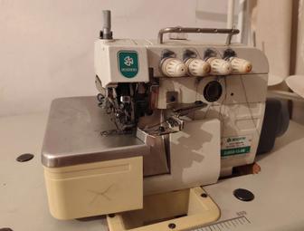 СРОЧНО продам оверлок Zoje ZJ652-13-BD.