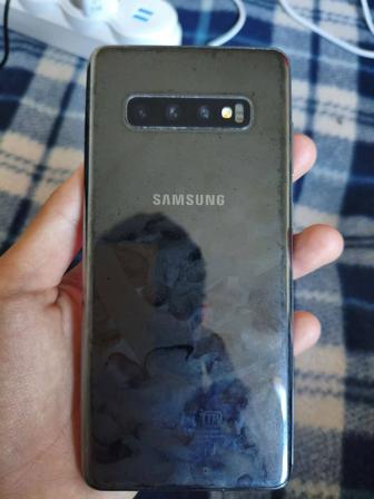Продам Samsung s10 plus