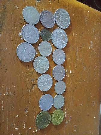 Продам коллекционные монеты тенге, тиын, рубли, копейки, юань