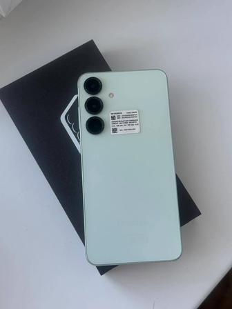 Телефон SAMSUNG S25