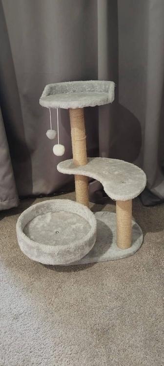 Игровой комплекс для кошек.