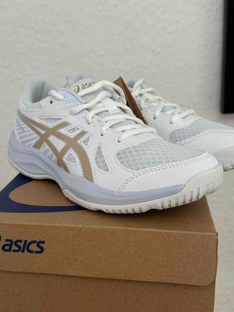 Кроссовки ASICS