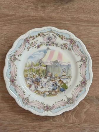 Коллекционная тарелка Royal Doulton
Свадьба (Ежевичная поляна), Англия