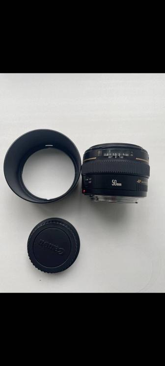 Портретник 50mm canon обьектив