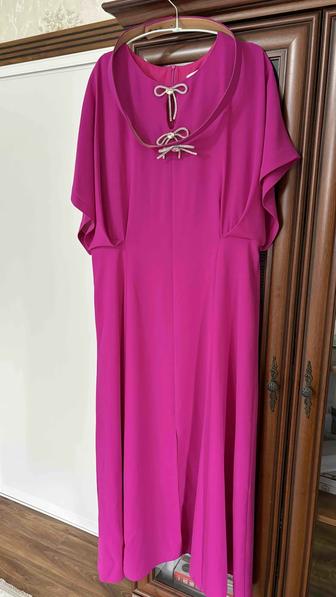 Продается платье в отличном состоянии