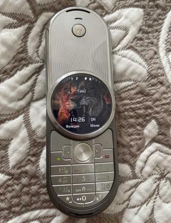 Продам Motorola aura