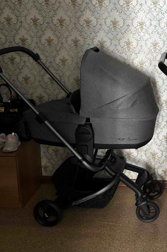 Продаётся коляска Easywalker Charley mini