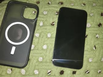 Продам IPhone 13 128