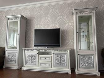 Комплект мебели для гостинной в европейском стиле