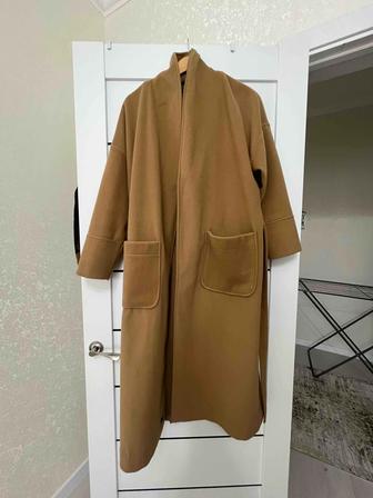 Пальто осеннее