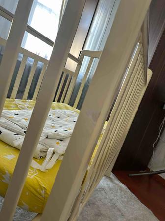 Продам манежку