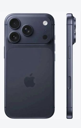 iPhone 17 pro max Deep blue